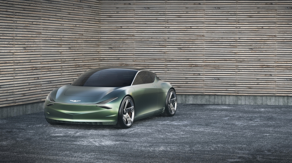 제네시스 브랜드가 세계 최초로 공개한 전기차 기반 콘셉트카 민트 콘셉트의 외관. 현대자동차 제공