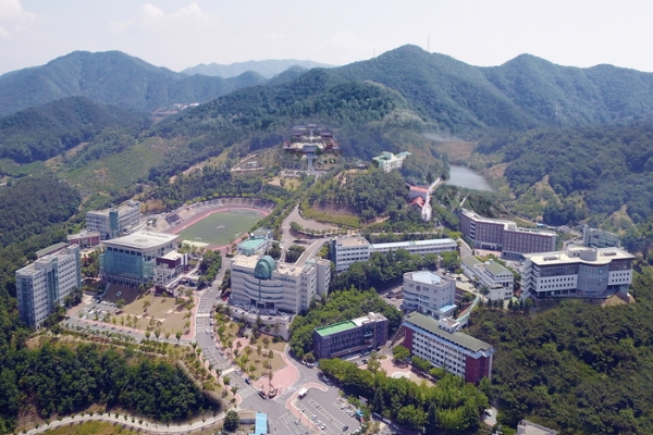 대구한의대가 대구·경북에서 유일하게 교육부의 ‘2020년 대학 진로탐색학점제’ 지원 사업에 선정됐다. 대구한의대 제공