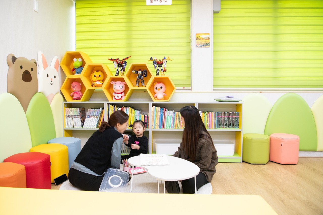 구미시가 맞벌이 가정을 위한 ‘아픈아이돌봄센터’를 2곳으로 확대했다. (구미시청 제공)